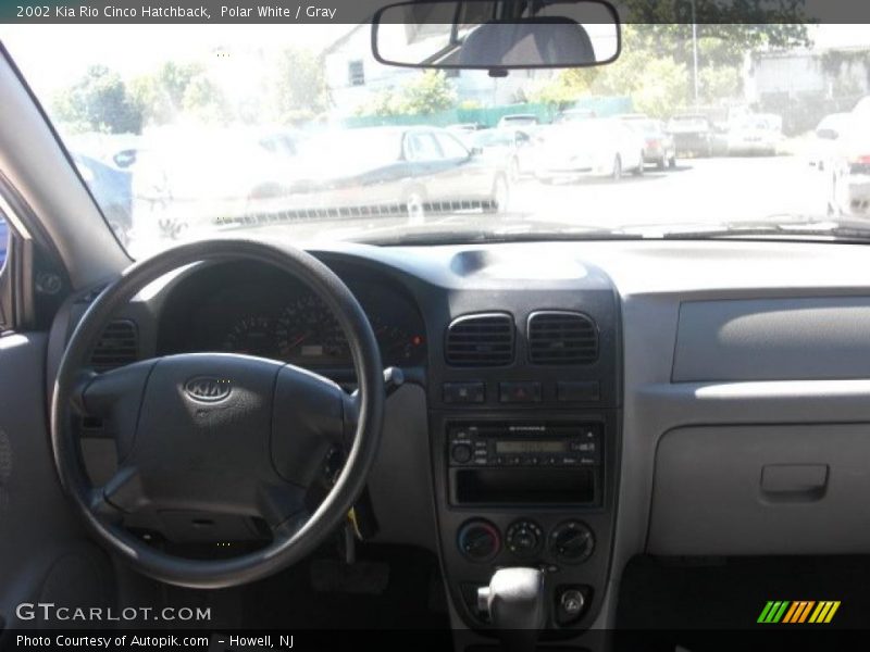 Polar White / Gray 2002 Kia Rio Cinco Hatchback