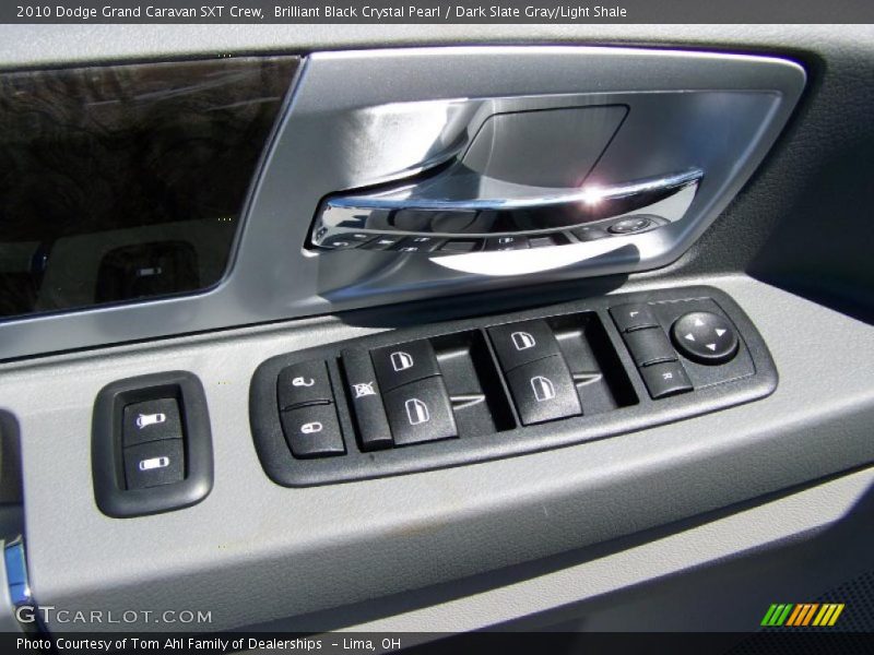Brilliant Black Crystal Pearl / Dark Slate Gray/Light Shale 2010 Dodge Grand Caravan SXT Crew