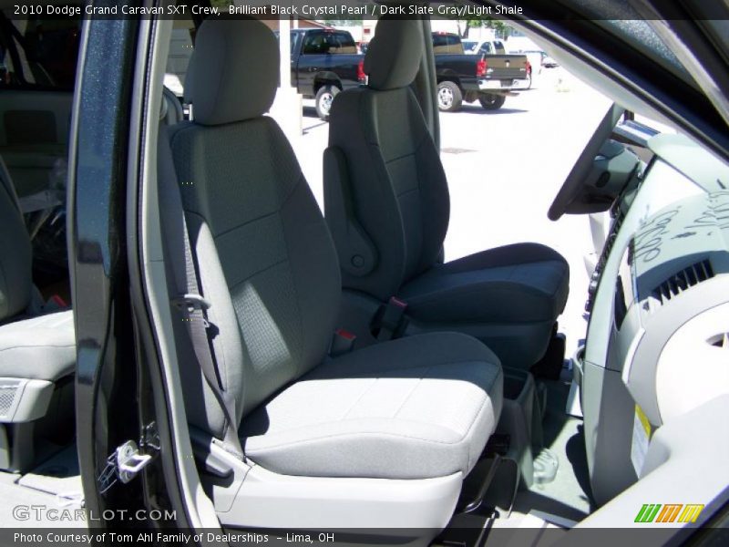 Brilliant Black Crystal Pearl / Dark Slate Gray/Light Shale 2010 Dodge Grand Caravan SXT Crew