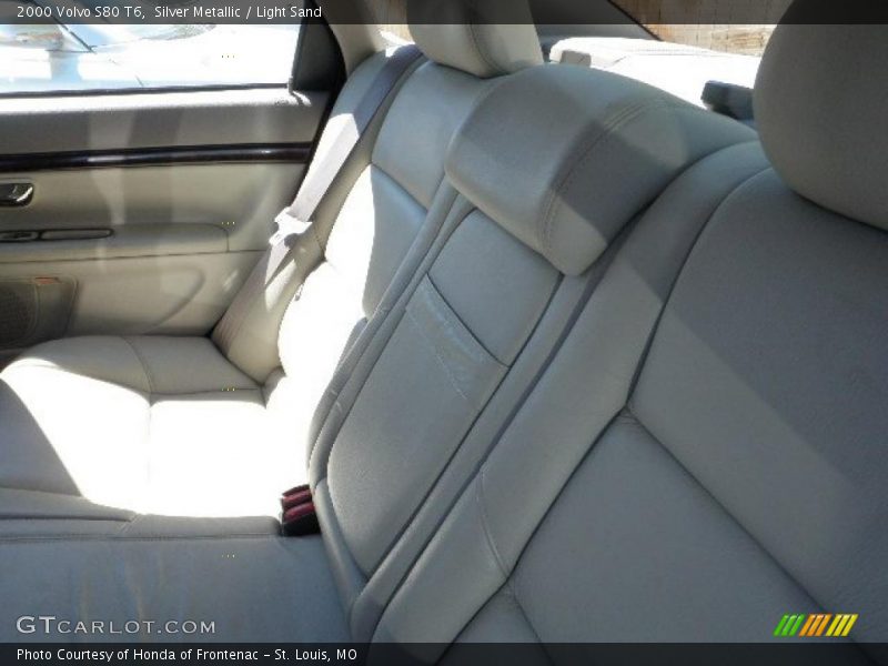 Silver Metallic / Light Sand 2000 Volvo S80 T6