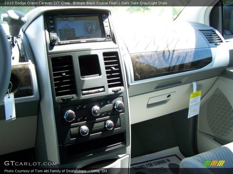 Brilliant Black Crystal Pearl / Dark Slate Gray/Light Shale 2010 Dodge Grand Caravan SXT Crew