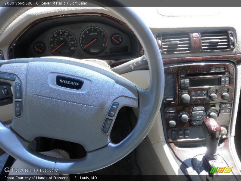 Silver Metallic / Light Sand 2000 Volvo S80 T6
