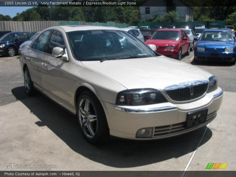 Ivory Parchment Metallic / Espresso/Medium Light Stone 2003 Lincoln LS V6