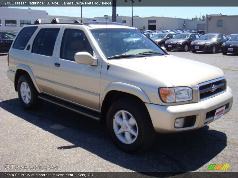 Sahara Beige Metallic / Beige 2001 Nissan Pathfinder LE 4x4