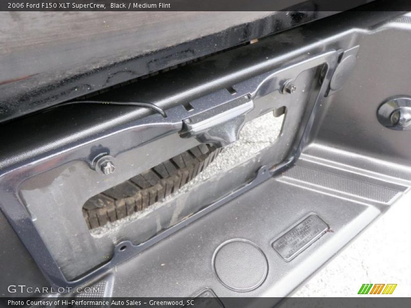 Black / Medium Flint 2006 Ford F150 XLT SuperCrew