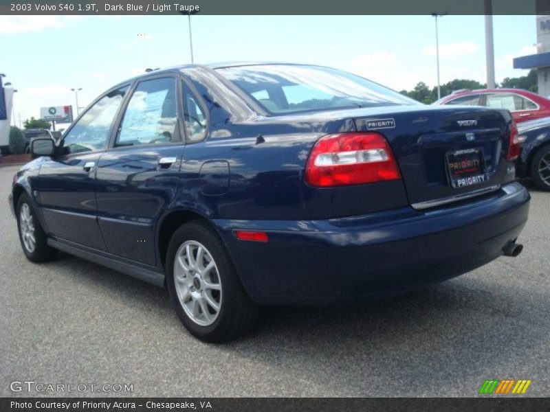 Dark Blue / Light Taupe 2003 Volvo S40 1.9T