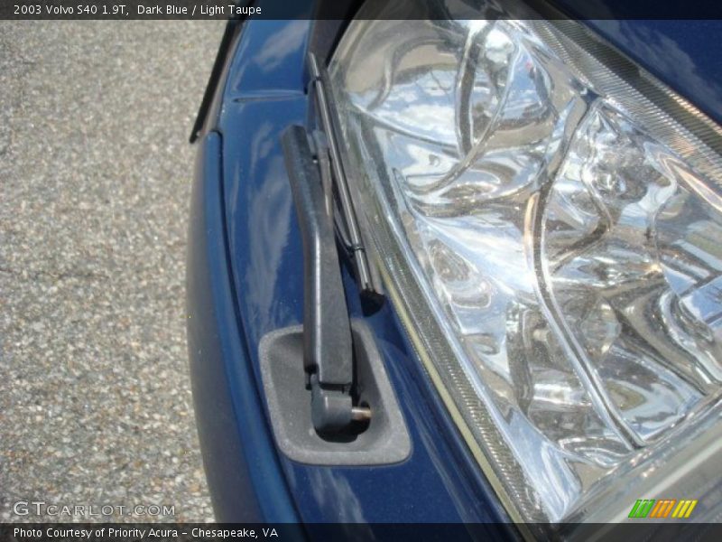 Dark Blue / Light Taupe 2003 Volvo S40 1.9T