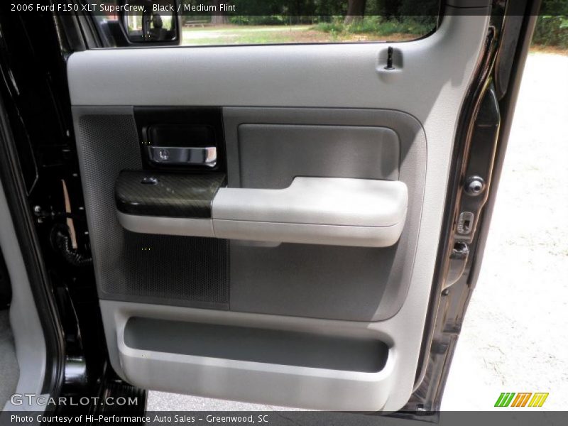 Black / Medium Flint 2006 Ford F150 XLT SuperCrew