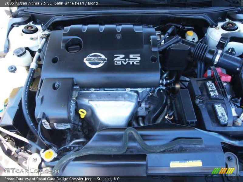 Satin White Pearl / Blond 2005 Nissan Altima 2.5 SL
