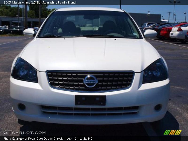 Satin White Pearl / Blond 2005 Nissan Altima 2.5 SL