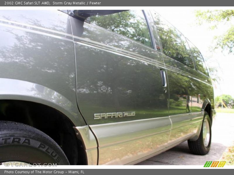 Storm Gray Metallic / Pewter 2002 GMC Safari SLT AWD