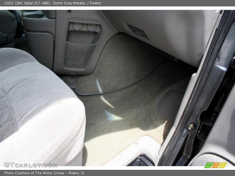 Storm Gray Metallic / Pewter 2002 GMC Safari SLT AWD