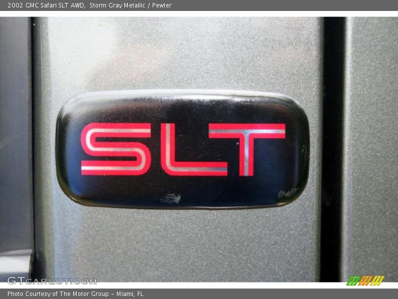 Storm Gray Metallic / Pewter 2002 GMC Safari SLT AWD