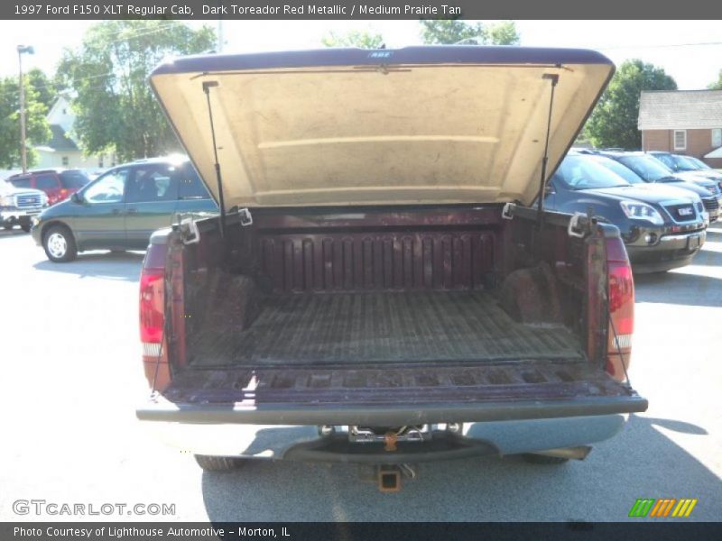 Dark Toreador Red Metallic / Medium Prairie Tan 1997 Ford F150 XLT Regular Cab