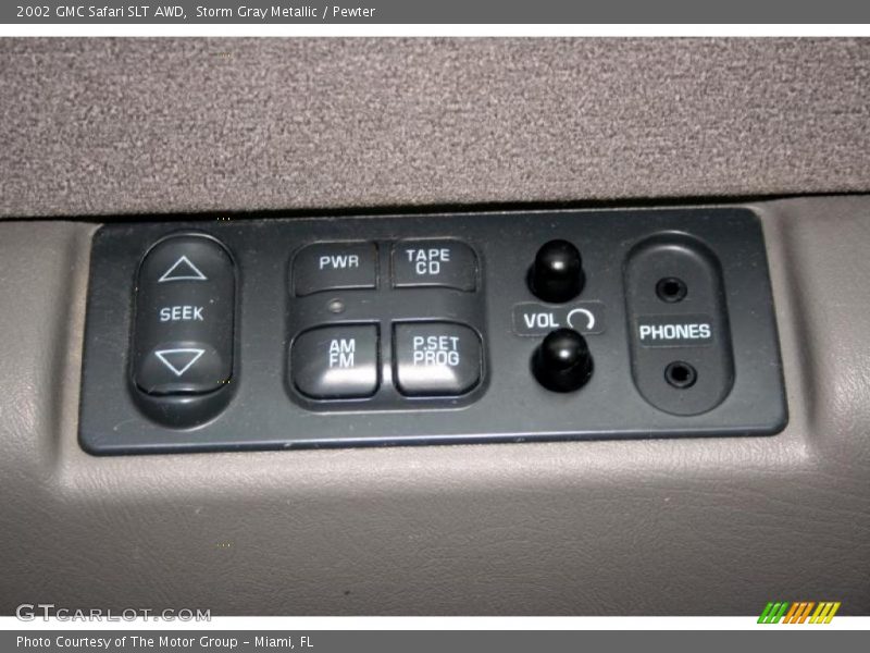 Storm Gray Metallic / Pewter 2002 GMC Safari SLT AWD