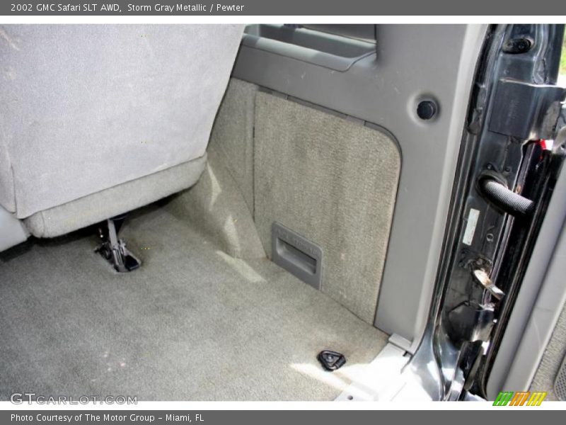 Storm Gray Metallic / Pewter 2002 GMC Safari SLT AWD