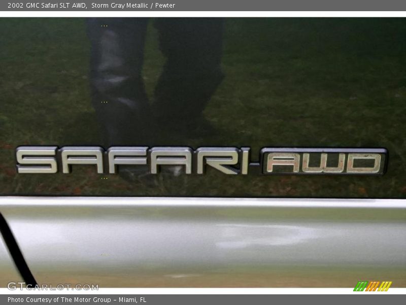 Storm Gray Metallic / Pewter 2002 GMC Safari SLT AWD
