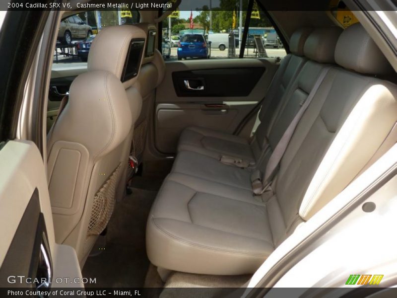 Cashmere Metallic / Light Neutral 2004 Cadillac SRX V6