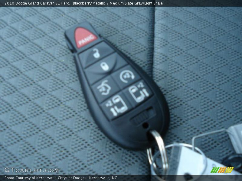 Blackberry Metallic / Medium Slate Gray/Light Shale 2010 Dodge Grand Caravan SE Hero