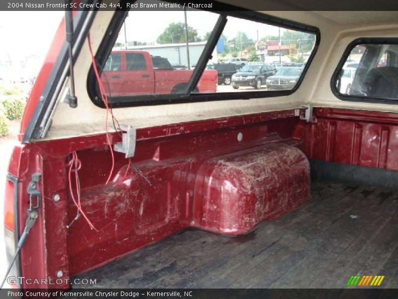 Red Brawn Metallic / Charcoal 2004 Nissan Frontier SC Crew Cab 4x4