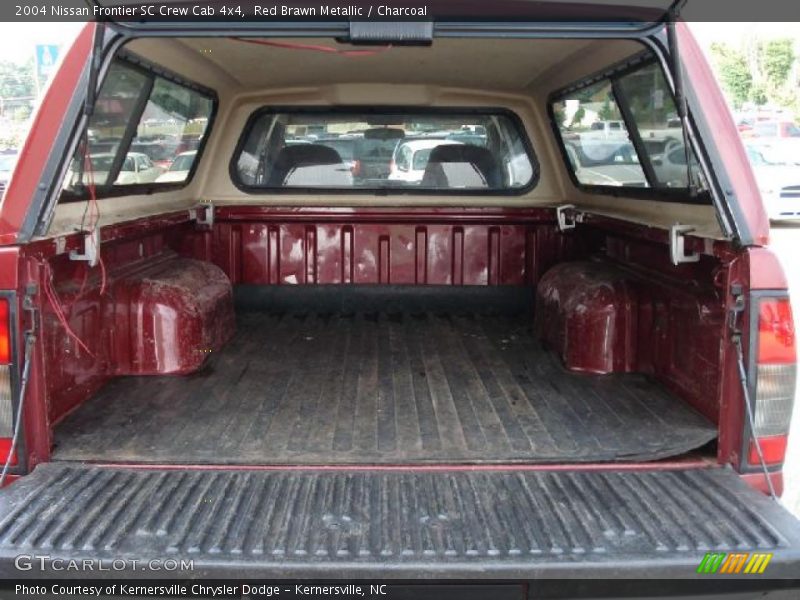 Red Brawn Metallic / Charcoal 2004 Nissan Frontier SC Crew Cab 4x4