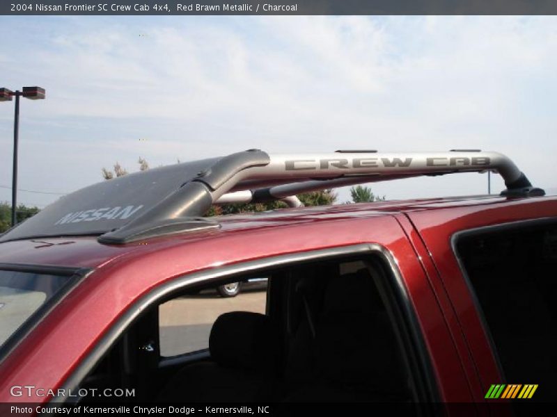 Red Brawn Metallic / Charcoal 2004 Nissan Frontier SC Crew Cab 4x4