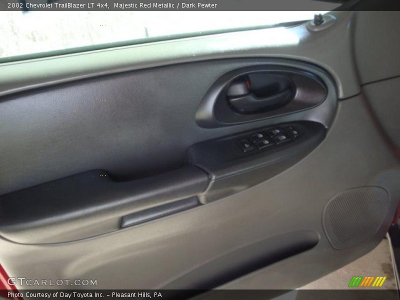 Majestic Red Metallic / Dark Pewter 2002 Chevrolet TrailBlazer LT 4x4