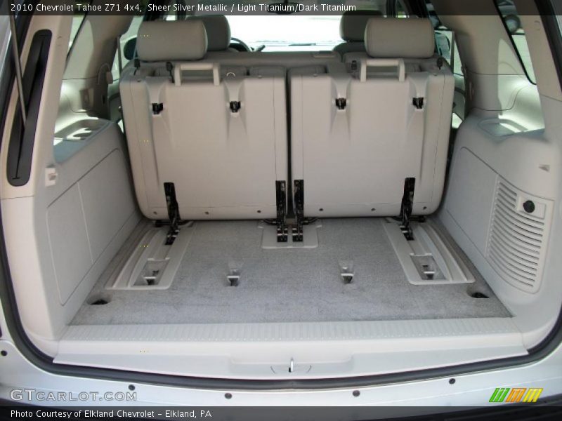 Sheer Silver Metallic / Light Titanium/Dark Titanium 2010 Chevrolet Tahoe Z71 4x4