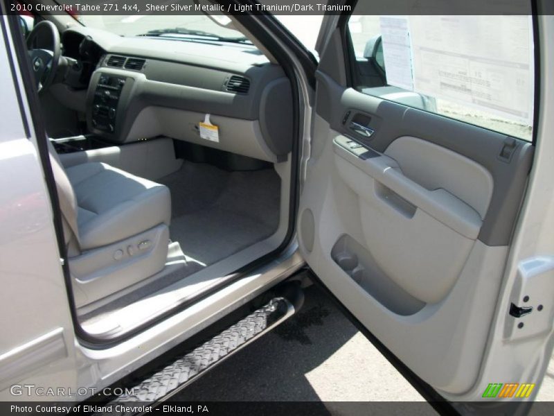Sheer Silver Metallic / Light Titanium/Dark Titanium 2010 Chevrolet Tahoe Z71 4x4