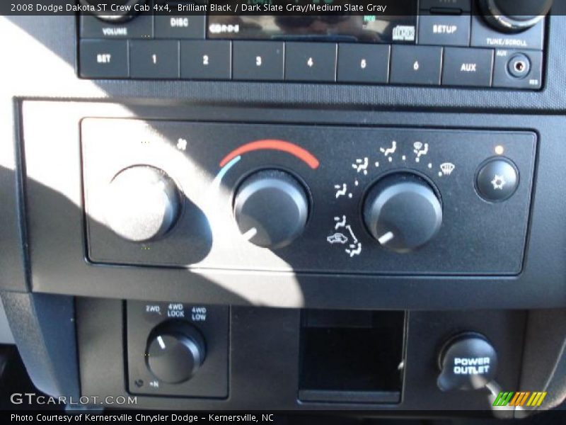 Brilliant Black / Dark Slate Gray/Medium Slate Gray 2008 Dodge Dakota ST Crew Cab 4x4