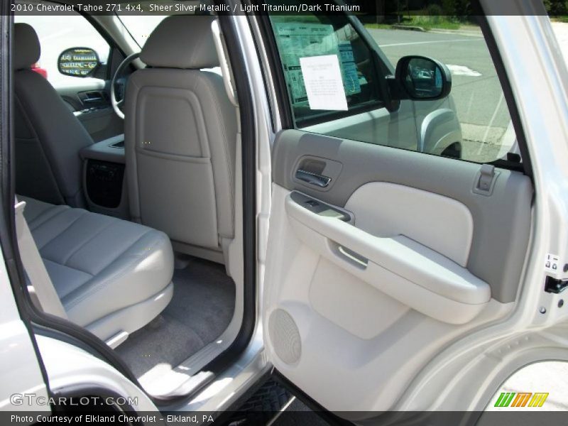 Sheer Silver Metallic / Light Titanium/Dark Titanium 2010 Chevrolet Tahoe Z71 4x4