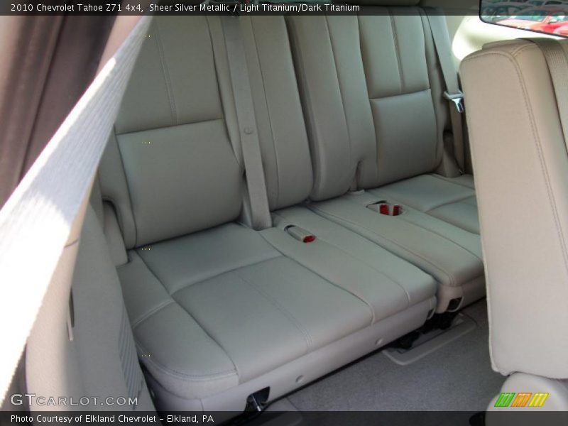 Sheer Silver Metallic / Light Titanium/Dark Titanium 2010 Chevrolet Tahoe Z71 4x4