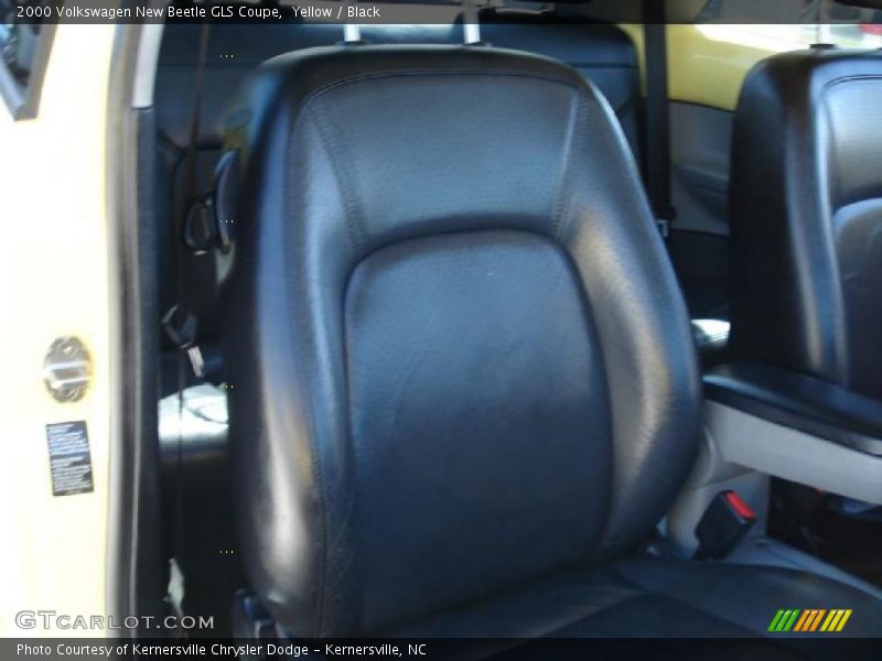 Yellow / Black 2000 Volkswagen New Beetle GLS Coupe