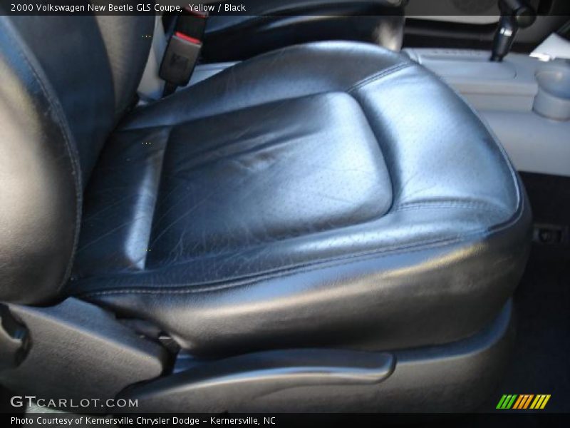 Yellow / Black 2000 Volkswagen New Beetle GLS Coupe