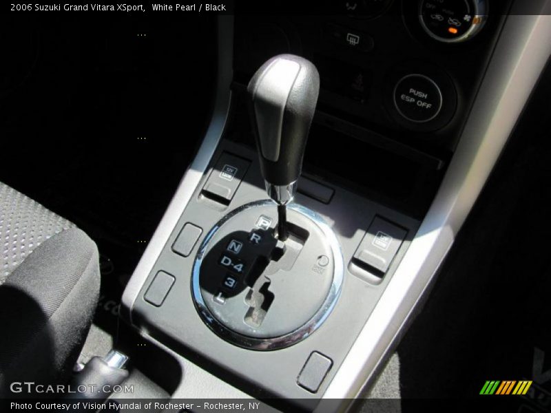 White Pearl / Black 2006 Suzuki Grand Vitara XSport