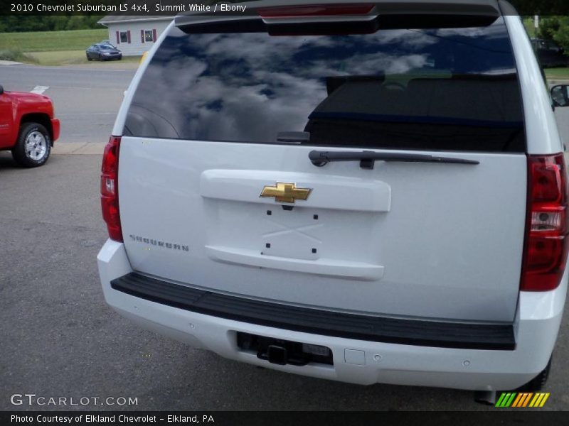 Summit White / Ebony 2010 Chevrolet Suburban LS 4x4