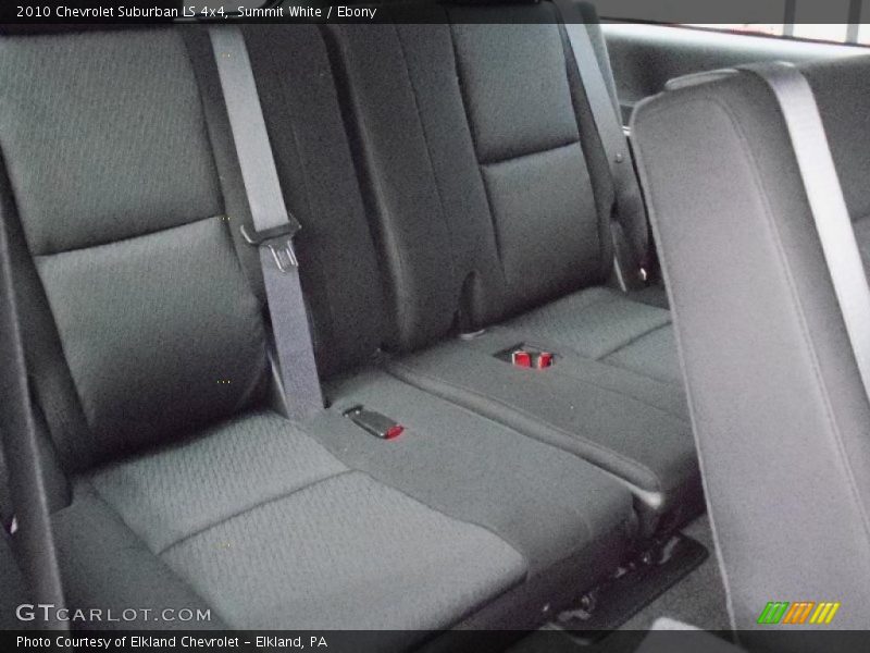 Summit White / Ebony 2010 Chevrolet Suburban LS 4x4