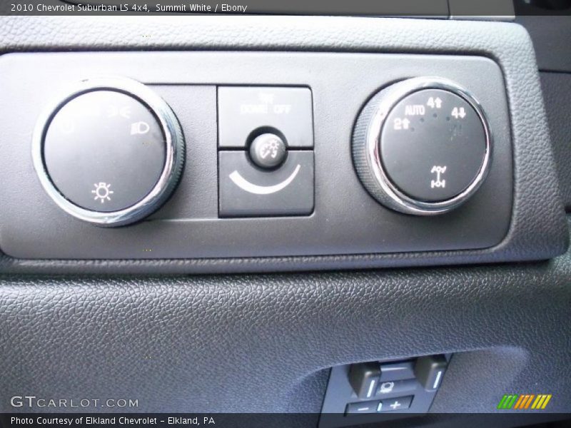 Summit White / Ebony 2010 Chevrolet Suburban LS 4x4