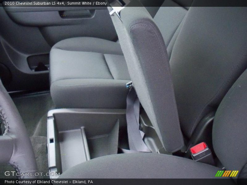 Summit White / Ebony 2010 Chevrolet Suburban LS 4x4