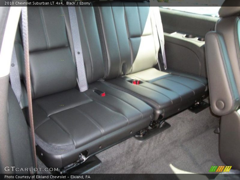 Black / Ebony 2010 Chevrolet Suburban LT 4x4