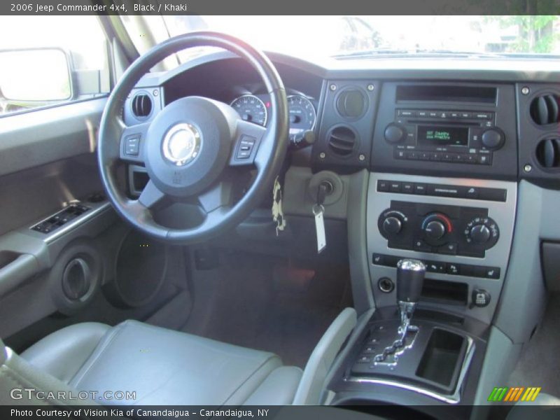 Black / Khaki 2006 Jeep Commander 4x4