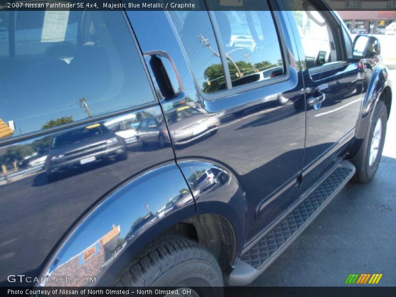 Majestic Blue Metallic / Graphite 2007 Nissan Pathfinder SE 4x4