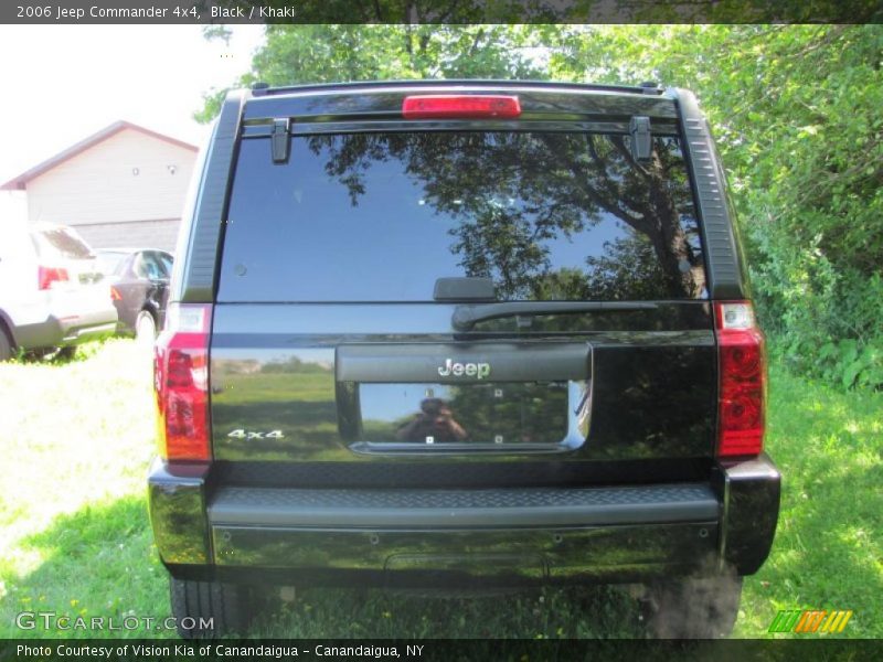Black / Khaki 2006 Jeep Commander 4x4