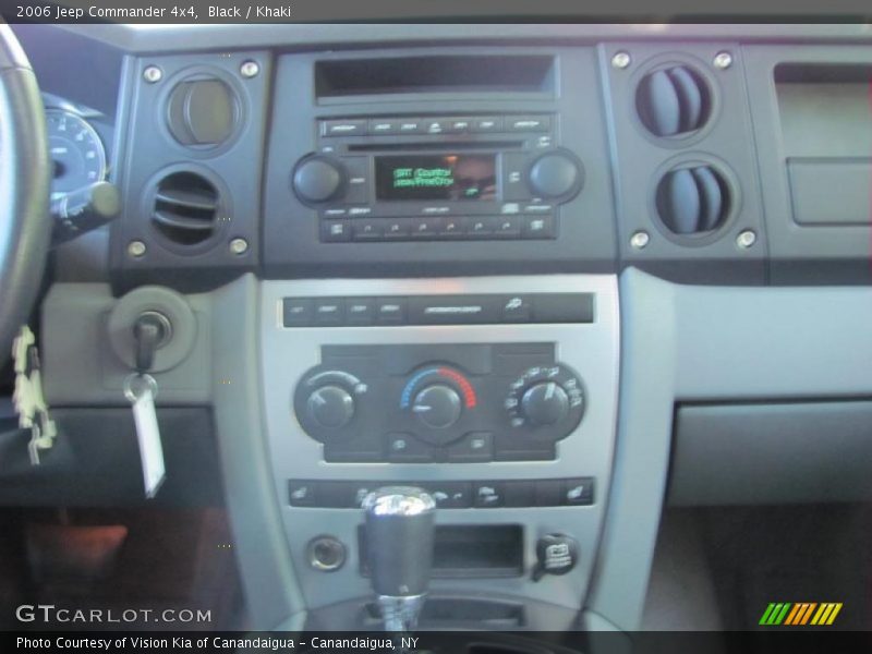 Black / Khaki 2006 Jeep Commander 4x4