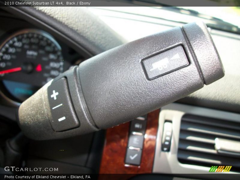 Black / Ebony 2010 Chevrolet Suburban LT 4x4