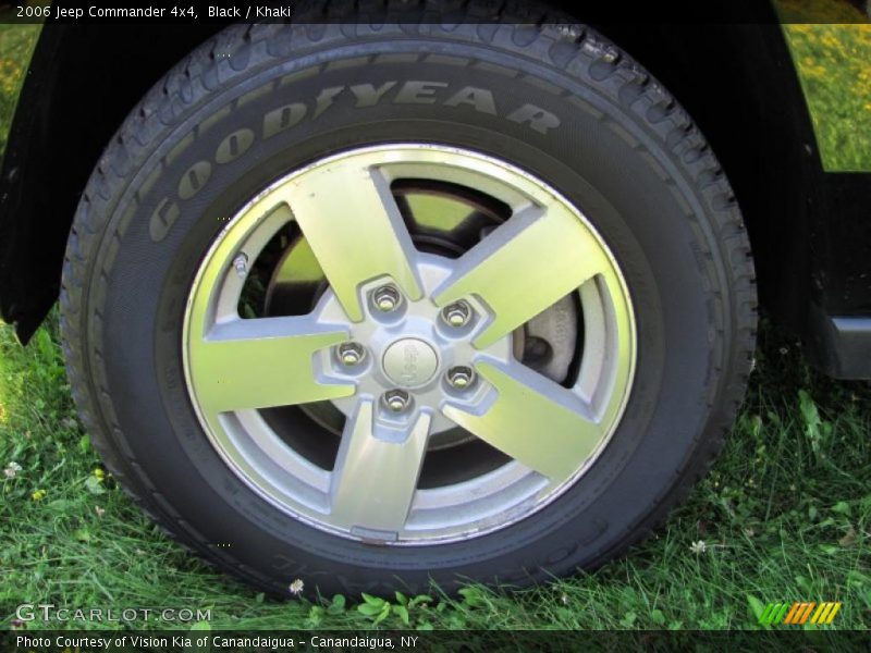 Black / Khaki 2006 Jeep Commander 4x4