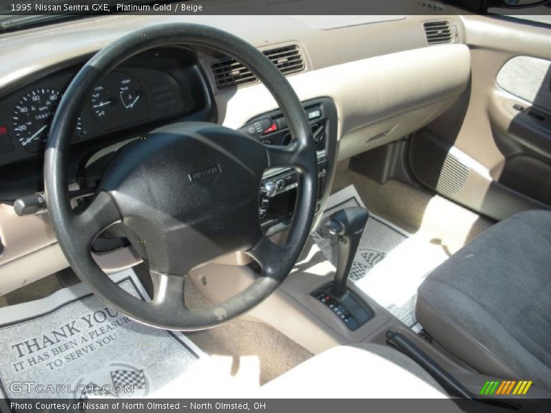 Platinum Gold / Beige 1995 Nissan Sentra GXE