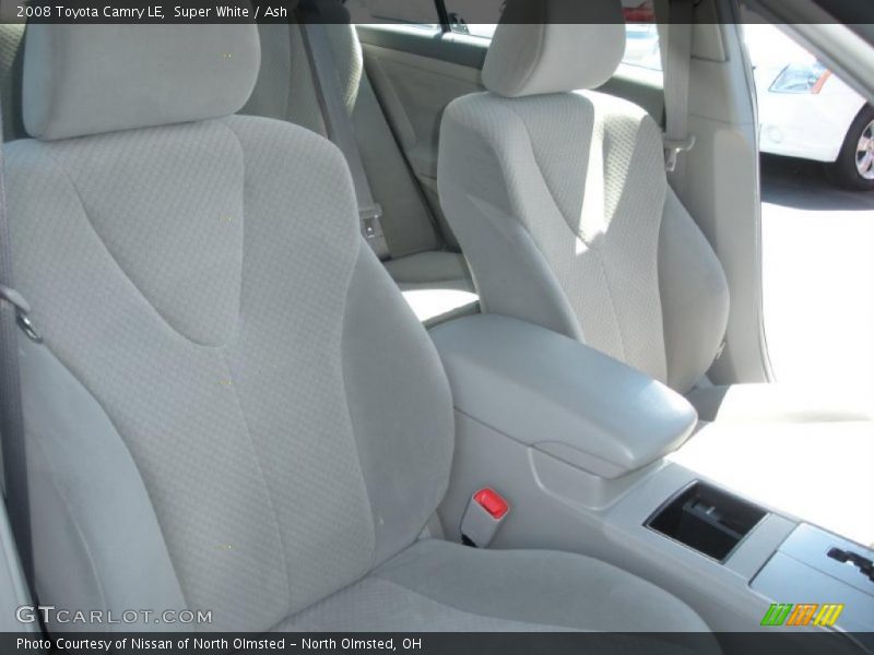 Super White / Ash 2008 Toyota Camry LE