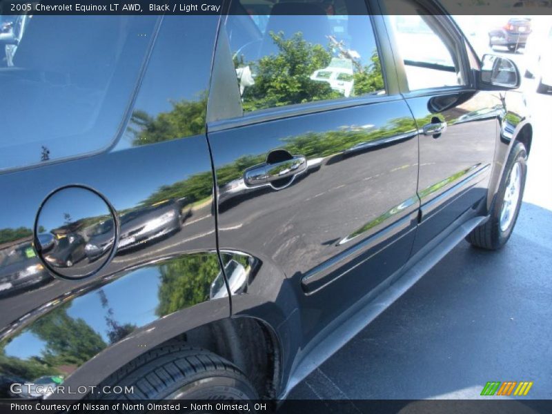 Black / Light Gray 2005 Chevrolet Equinox LT AWD