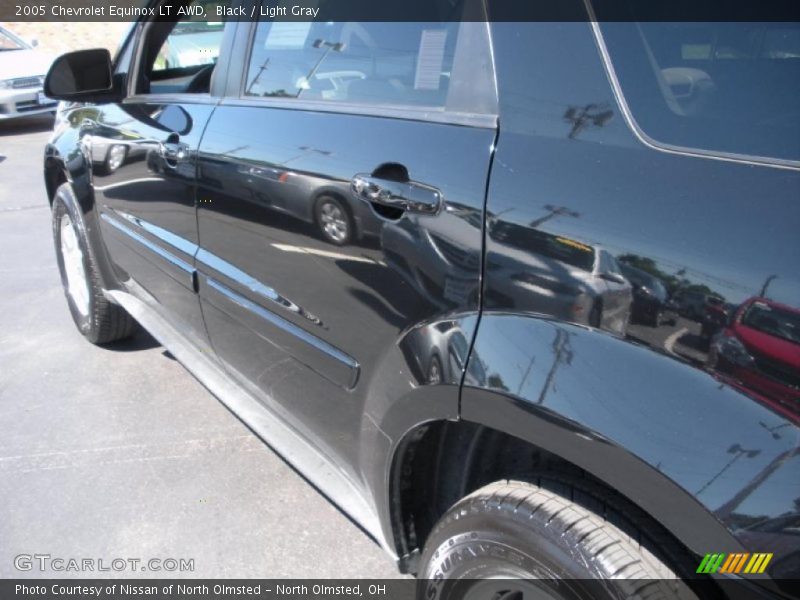Black / Light Gray 2005 Chevrolet Equinox LT AWD